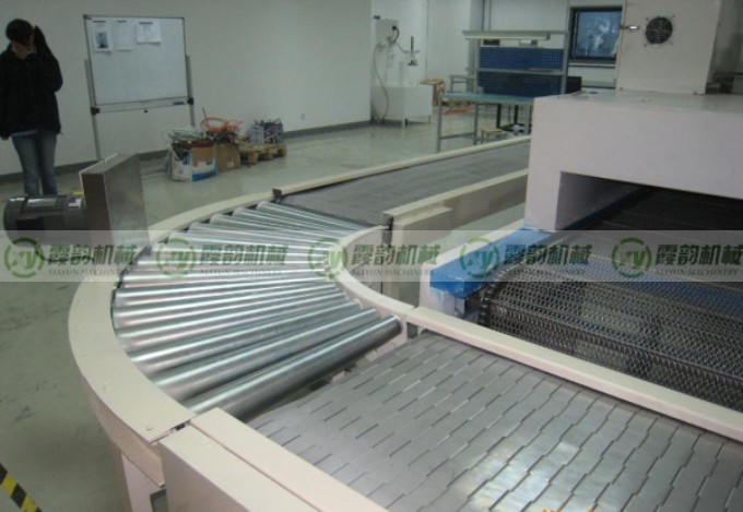烘干输送机10